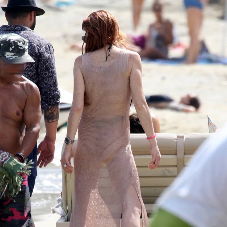 Η Lindsay Lohan απολαμβάνει το καλοκαίρι της στη Μύκονο