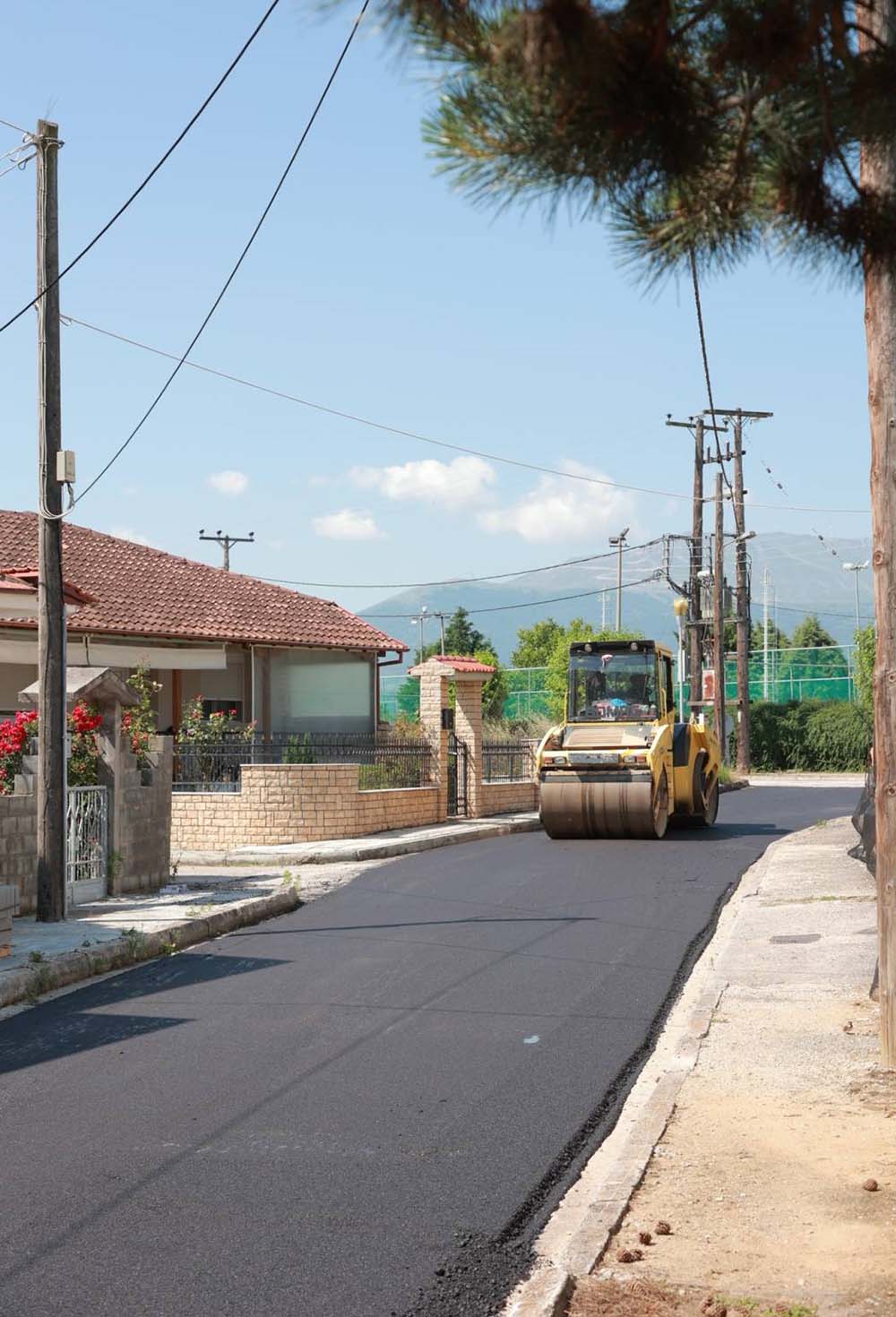 Ξεκίνησαν οι εργασίες για την ανακατασκευή και τη συντήρηση δρόμων της Πτολεμαΐδας