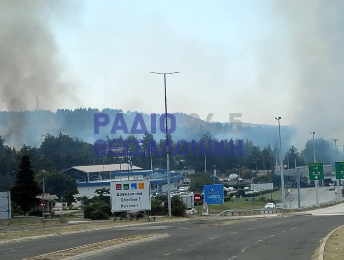 Κιλκίς: Χωρίς ενεργό μέτωπο η φωτιά, αποκαταστάθηκε η κυκλοφορία και στα δύο ρεύματα της ΠΑΘΕ