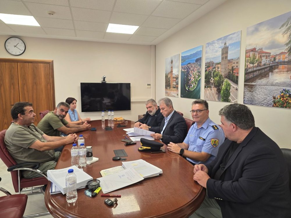 Υπογραφή Προγραμματικής Σύμβασης για εγκατάσταση εξομοιωτή πυρκαγιάς στη Σχολή Πυροσβεστών Πτολεμαΐδας