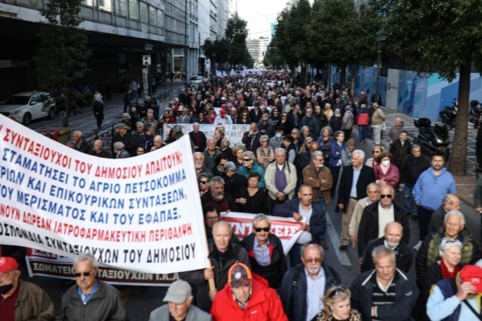 Έρχεται η απόφαση για τα αναδρομικά - Μένουν εκτός 1,3 εκατ. συνταξιούχοι