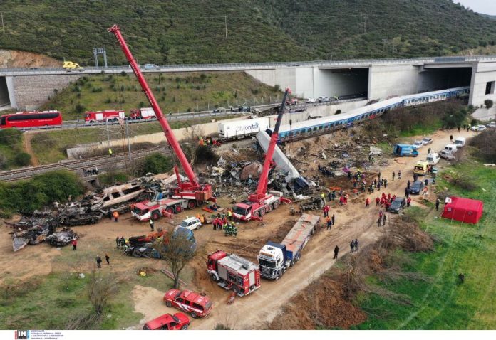 Τέμπη: Συμπληρωματική μήνυση καταθέτουν συγγενείς των θυμάτων