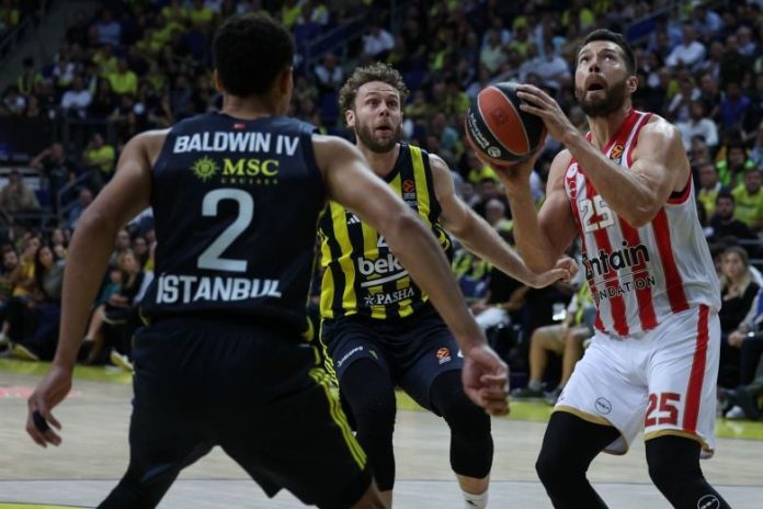 Euroleague: Πρεμιέρα με ήττα για τον Ολυμπιακό στην έδρα της Φενέρμπαχτσε