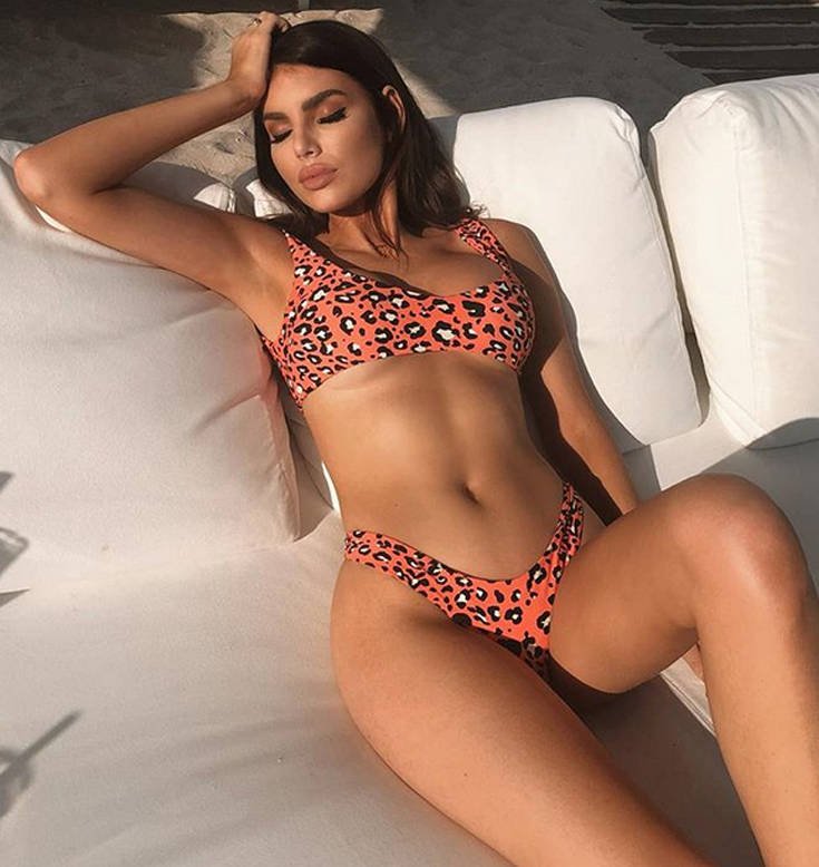 Nicole Thorne: Η πρασινομάτα «μάγισσα» του Instagram