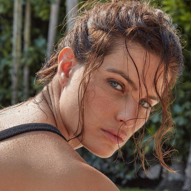 Η Isabeli Fontana είναι απλά ακαταμάχητη