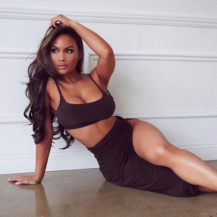 Δείτε γιατί η Daphne Joy τις βγάζει όλες νοκ άουτ στο Instagram