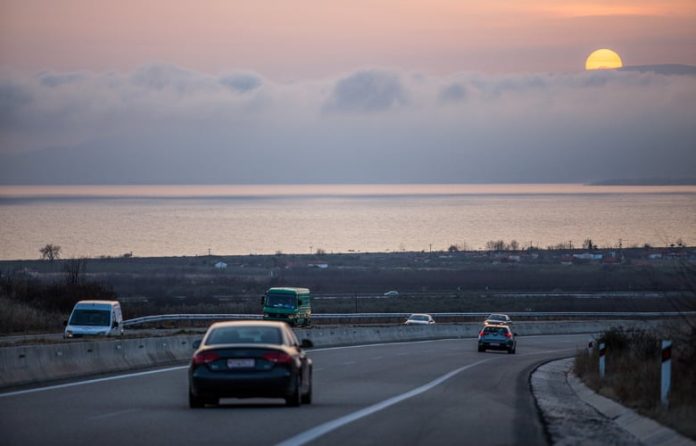 Αντιμετωπίστηκε η φωτιά σε φορτηγό και άνοιξε η Εγνατία