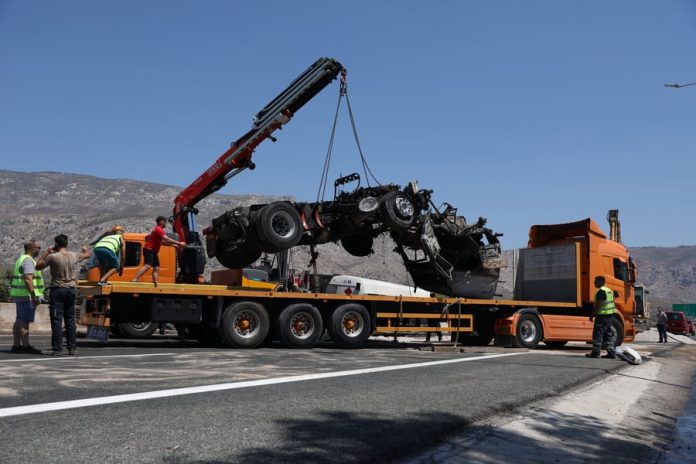 Κανονικά η κυκλοφορία και στα δύο ρεύματα της Αθηνών-Κορίνθου