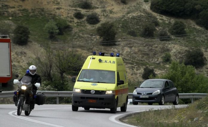 Τραγικό δυστύχημα στην Αράχωβα: Μοτοσικλετιστής έπεσε σε γκρεμό 70 μέτρων