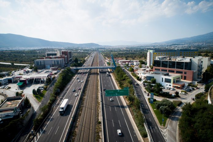 Αττική Οδός: Διαρροή υγραερίου από ΙΧ – Που έχει διακοπεί η κυκλοφορία