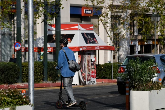 Λάρισα: Αναβαθμίζεται η αστική κινητικότητα στην πόλη με δωρεάν κοινόχρηστα ηλεκτρικά ποδήλατα