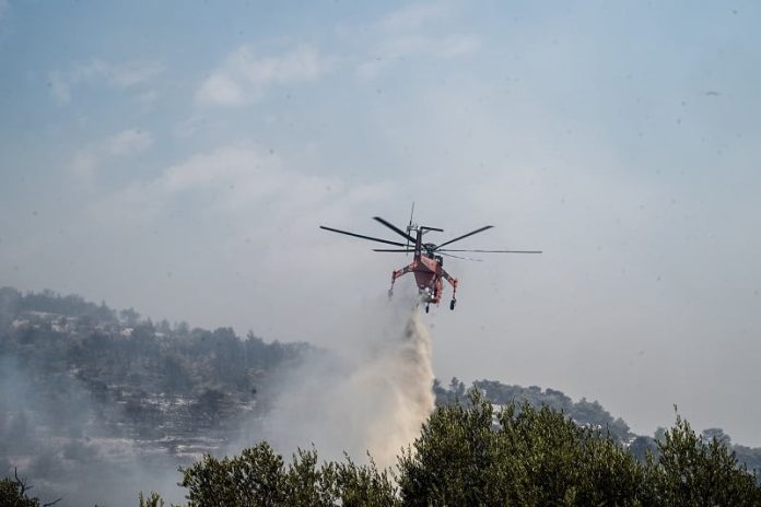 Ελεγχόμενη η φωτιά στο όρος Παγγαίο, στην Καβάλα  – Επιχειρούν και σήμερα εναέρια μέσα