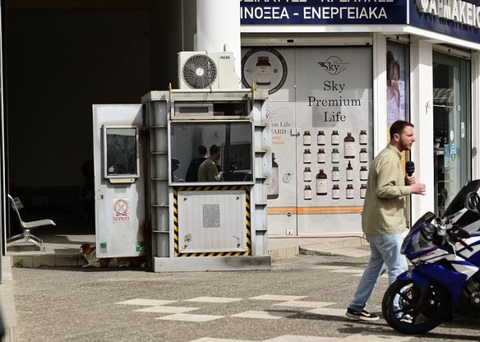 Γυναικοκτονία στους Αγίους Αναργύρους: «Ξηλώθηκαν» άλλοι τέσσερις αστυνομικοί του Α.Τ. Αγίων Αναργύρων