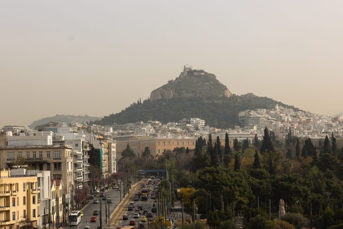 Αλλάζει ο καιρός: Έρχεται νέο κύμα αφρικανικής σκόνης με λασποβροχές και καταιγίδες – Πότε θα «χτυπήσει» – Πρόγνωση Μαρουσάκη