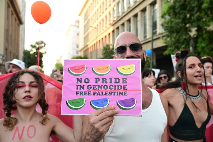 Σε εξέλιξη το Athens Pride 2024 – Παρών και ο δήμαρχος Αθηναίων, Χάρης Δούκας (Φωτό)