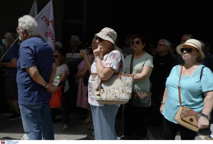 Τσακλόγλου: Χαμηλότερη και δικαιότερη η νέα ΕΑΣ - Τι θα ισχύσει για το έκτακτο επίδομα