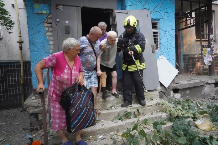 Οι αρχές της επαρχίας του Χαρκόβου διετάξαν την απομάκρυνση οικογενειών με παιδιά από 16 περιοχές