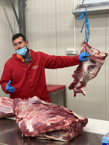 Σχολή Κρέατος VOLTEROS. Αναγνωρισμένο Πιστοποιητικό Επαγγελματία Κρεοπώλη από το Υπουργείο Αγροτικής Ανάπτυξης και Τροφίμων (Νέος Κύκλος)