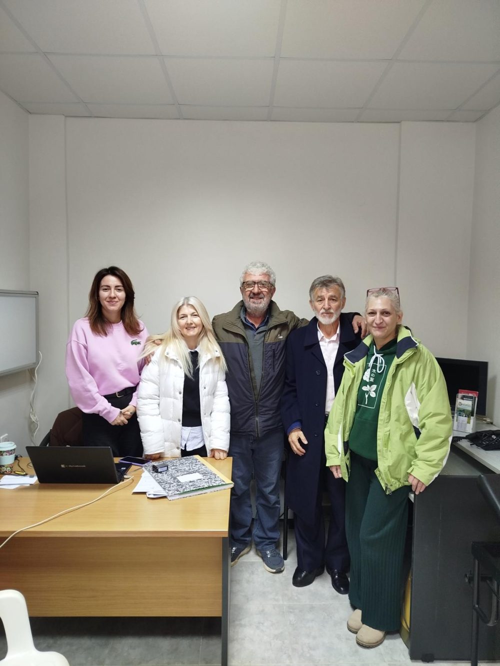 Υπηρεσίες Υγείας σε πολίτες σε απομακρυσμένες περιοχές του Δήμου Εορδαίας σε συνεργασία με τον ΕΟΔΥ Υπηρεσίες Υγείας σε πολίτες σε απομακρυσμένες περιοχές του Δήμου Εορδαίας σε συνεργασία με τον ΕΟΔΥ