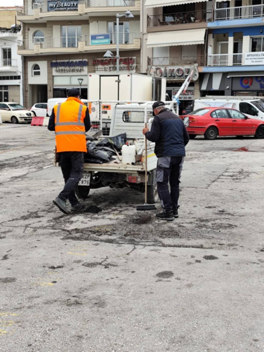 Έργα βελτίωσης και εξυγίανσης του χώρου πάρκινγκ της Λαϊκής Αγοράς