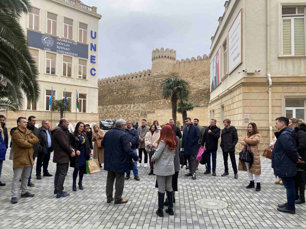 Εκπαιδευτικό Ταξίδι του Προγράμματος MOGMAT στο Μπακού του Αζερμπαϊτζάν