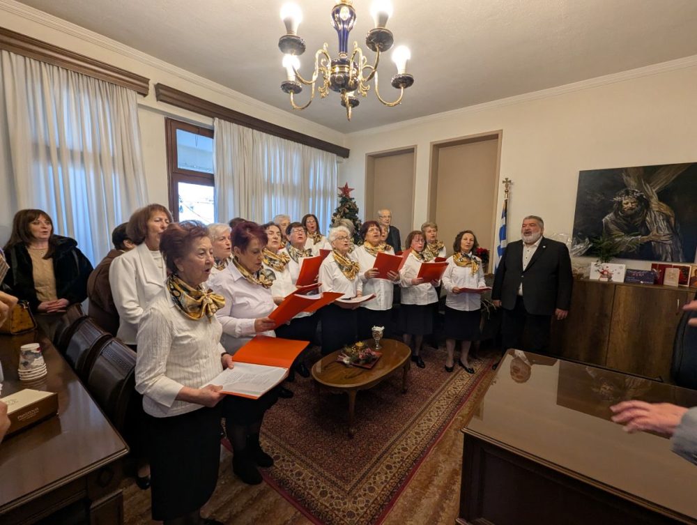 Εορταστικές ευχές και κάλαντα δέχθηκε ο Δήμαρχος Εορδαίας από συλλόγους και φορείς της περιοχής
