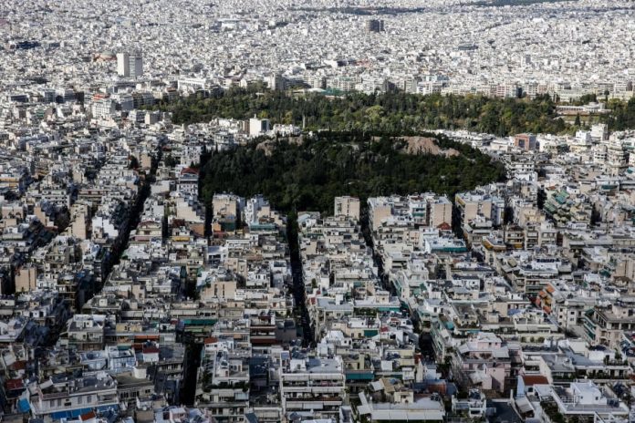 Τι αλλάζει στις μεταβιβάσεις ακινήτων - Ποιοι περνούν από «κόσκινο»