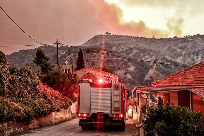 Πυροσβεστική: 27 αγροτοδασικές πυρκαγιές το τελευταίο 24ωρο σε όλη την χώρα – Σύλληψη ενός άνδρα για πυρκαγιά στην Εύβοια