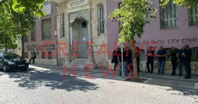 Ηράκλειο: Στη φυλακή οι δύο Κρητικοί για τον ξυλοδαρμό του Ελληνοκαναδού έξω από μπαρ