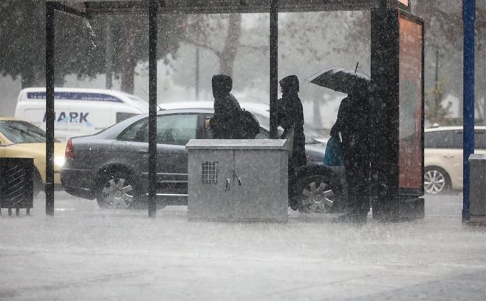 Διακοπή κυκλοφορίας λόγω έντονης βροχόπτωσης στην επαρχιακή οδό Νέων Μουδανιών – Καλλικράτειας