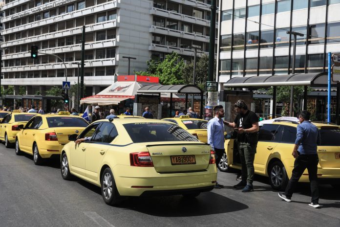 Απεργία στα ταξί τη Δευτέρα 9 Σεπτεμβρίου