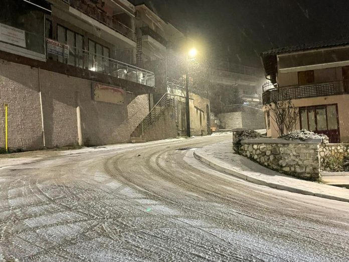 Κακοκαιρία: Kλειστά τα σχολεία αύριο και στα Καλάβρυτα