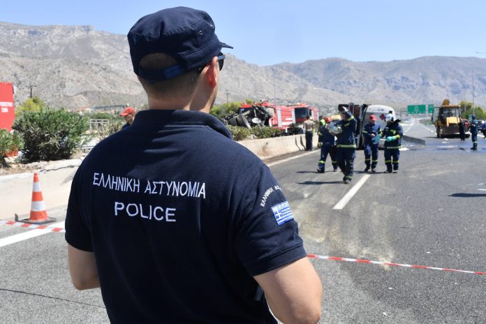 Θεσσαλονίκη: Τροχαίο με απεγκλωβισμό στο Ωραιόκαστρο