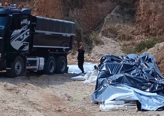 Ρήγα Φεραίου Μαγνησία, υγειονομική ταφή