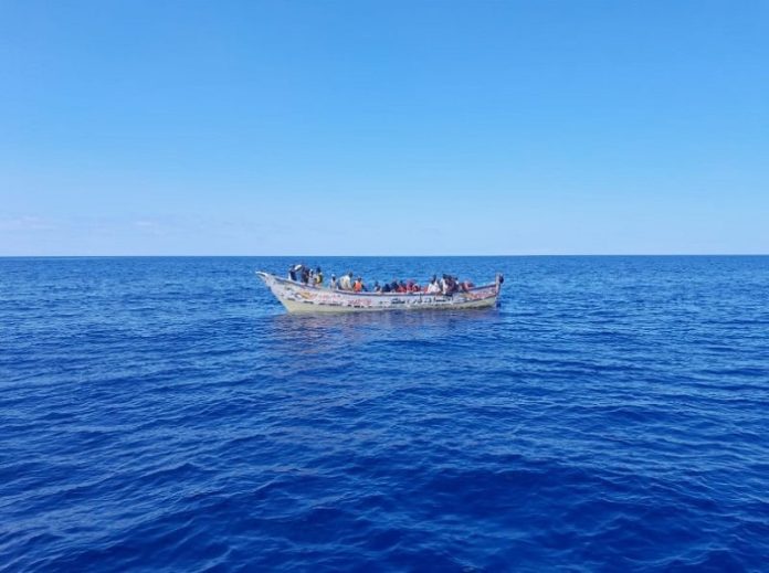 Ναυάγησε λέμβος με μετανάστες ανοιχτά της Σάμου