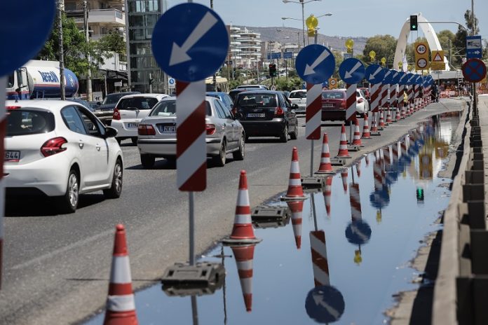 Kυκλοφοριακές ρυθμίσεις αύριο Σάββατο στη λεωφόρο Ποσειδώνος λόγω έργων