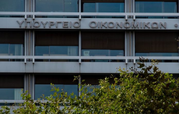 Υπουργείο Οικονομικών: Η ρύθμιση για μειωμένο ΦΠΑ στα νησιά που φιλοξενούν όσους αιτούνται άσυλο ισχύει εδώ και αρκετά χρόνια